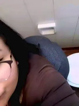 Cam4 Live Sex of namibel