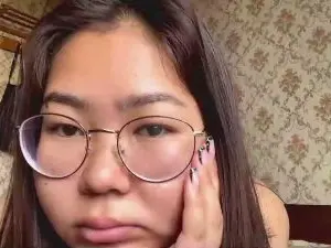 Cam4 Live Porn of VandaSurbaugh