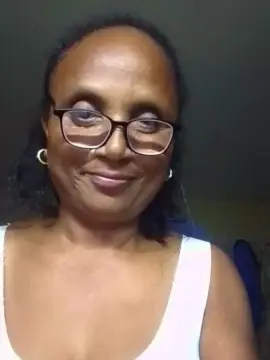 Cam4 Sex Chat of momsexy_xxx
