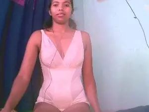 Cam4 Best live sex cam show of Fitiavana8