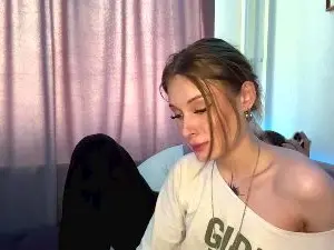 Cam4 Free Porn Cam of RoseReddish