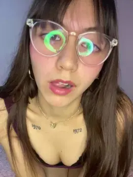 Cam4 Live Sex Cam of Nicki