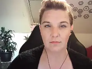 Cam4 Live Sex Cam of schugga1