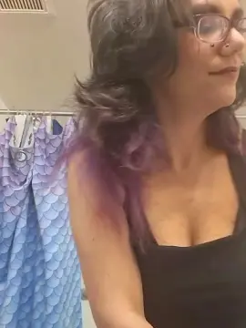 Cam4 Adult Video Chat of MamaB88