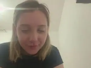 Cam4 Sex Cam of StarlaDeojay
