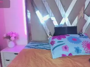 Cam4 Adult Video Chat of casey_lorens