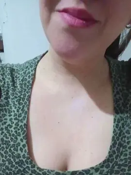 Cam4 Private Sex Chat of Alisgoddes