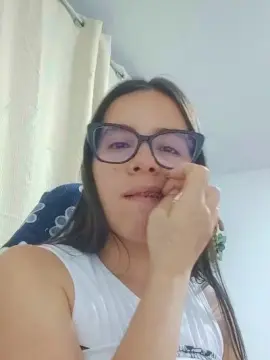 Cam4 Live Porn of ammy_gomez27