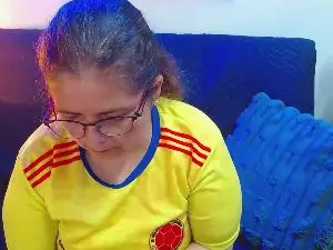 Cam4 Free Live Porn of Linda_banks_