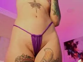 Camsoda Watch Live Sex Cams of hanna-red