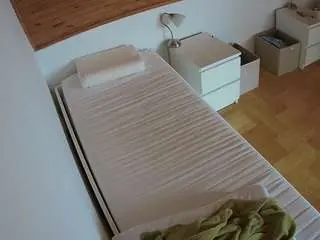 Camsoda Sex Chat of voyeurcam-julmodels-greybed-1