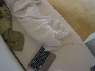 Camsoda Nude Webcam of voyeurcam-julmodels-greybed-2