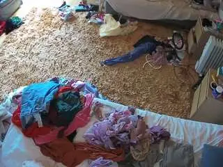 Camsoda Watch Live Sex Cams of voyeurcam-julmodels-whitebed-5