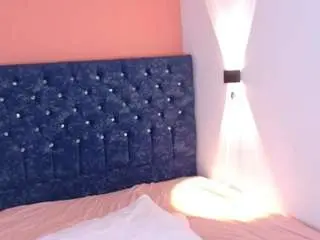 Camsoda Watch Live Sex Cams of miss-catt