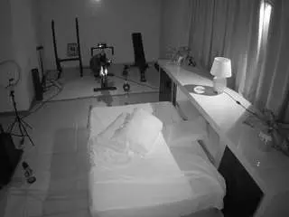 Camsoda Best Webcam of voyeurcam-jb-office-1