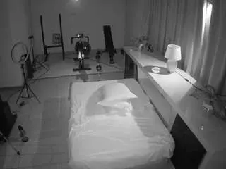 Camsoda Private Sex Chat of voyeurcam-jb-office-1