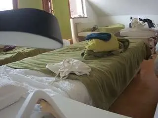 Camsoda Sex Cam of voyeurcam-julmodels-bed-2