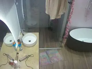 Camsoda Sex Chat of voyeurcam-casa-salsa-bathroom-6