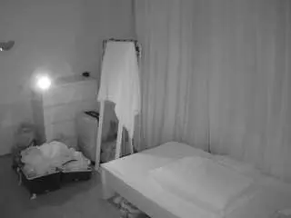 Camsoda Nude Webcam of voyeurcam-julmodels-reallife-3