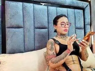 Camsoda Adult Webcams of emily-86