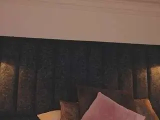Camsoda Live Sex Cam of arianna-suarezz