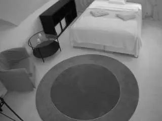 Camsoda Free Live Porn of voyeurcam-julmodels-whitebed-1
