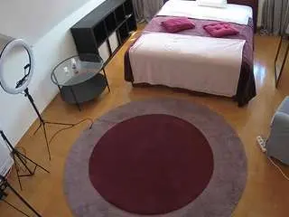 Camsoda Adult Webcam of voyeurcam-julmodels-whitebed-1