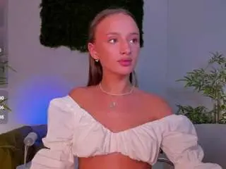 Camsoda Sex Cam of ladyy-lulu