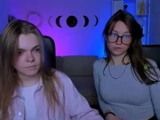 Camsoda Nude Webcam of lily-sin1