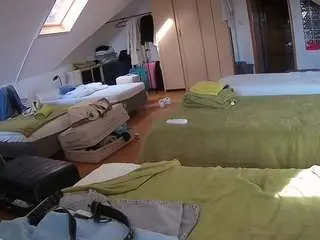 Camsoda Free Live Porn of voyeurcam-julmodels-bed-3