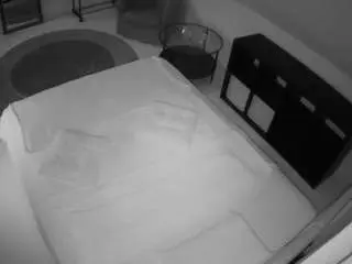 Camsoda Sex Cam of voyeurcam-julmodels-whitebed-2