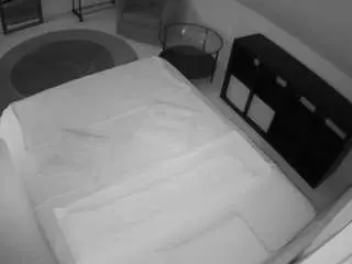 Camsoda Free Live Porn of voyeurcam-julmodels-whitebed-2