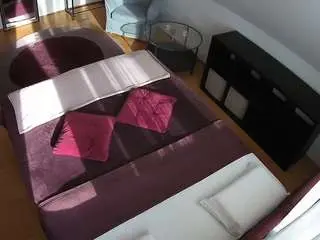 Camsoda Sex Chat of voyeurcam-julmodels-whitebed-2