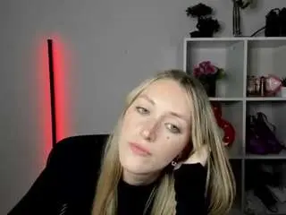 Camsoda Best live sex cam show of evelynblond
