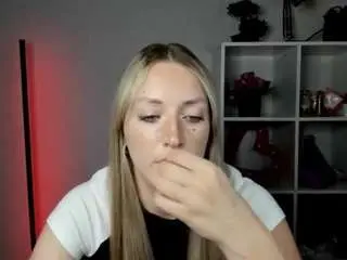 Camsoda Live Sex Cam of evelynblond