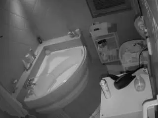 Camsoda Best Webcam of voyeurcam-julmodels-bath-1st-2
