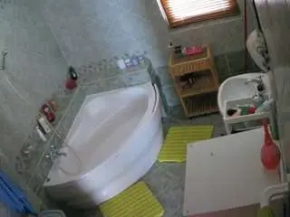 Camsoda Live Porn of voyeurcam-julmodels-bath-1st-2