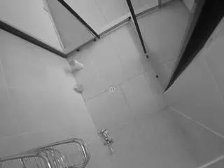 Camsoda Sex Cam of voyeurcam-jb-shower-2