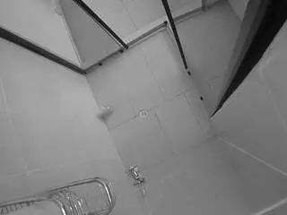 Camsoda Sex Cam of voyeurcam-jb-shower-2