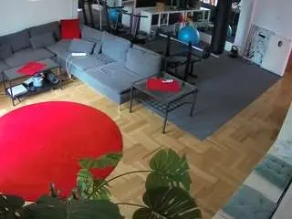 Camsoda Best Webcam of voyeurcam-julmodels-living-2
