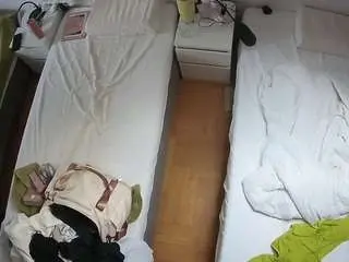 Camsoda Adult Webcams of voyeurcam-julmodels-bed-5