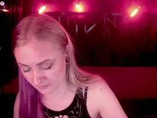 Camsoda Live Porn of dramaquenn