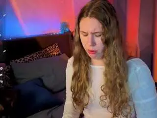 Camsoda Nude Webcam of elsiee-cuttiess
