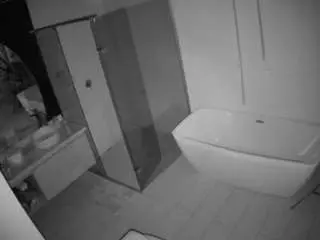 Camsoda Live Sex of voyeurcam-casa-salsa-bathroom-2
