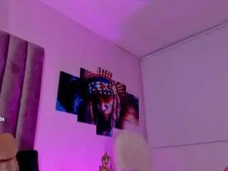 Camsoda Watch Live Sex Cams of isabella-flowers