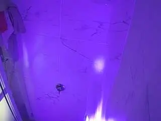 Camsoda Sex Cam of voyeurcam-casa-salsa-bathroom-11