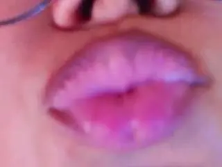Camsoda Free Porn Cam of kinsleybrown