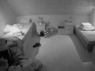 Camsoda Live Sex of voyeurcam-julmodels-greybed-3
