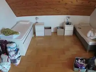 Camsoda Adult Video Chat of voyeurcam-julmodels-greybed-3