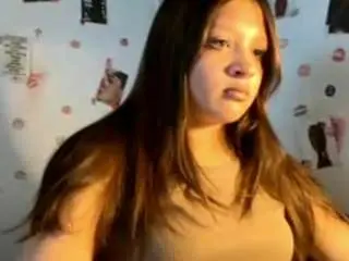 Camsoda Sex Chat of willettamatinez